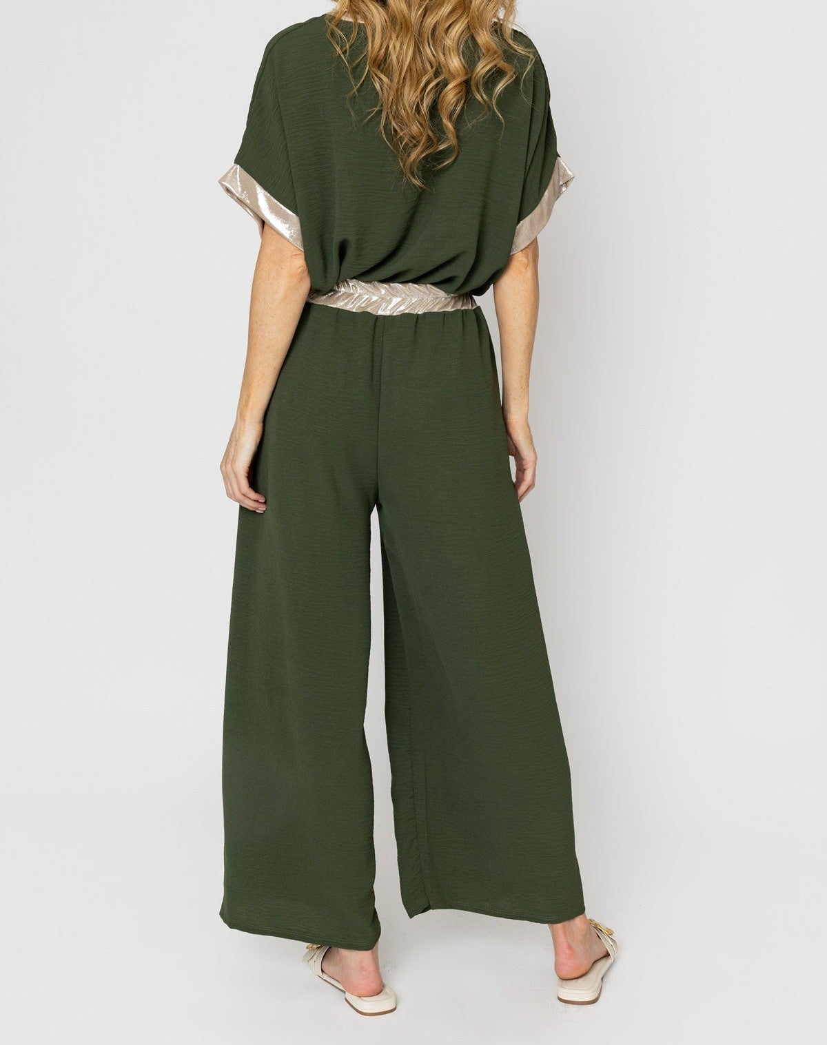 Casual Gold-Trimmed Loose-Fitting Set