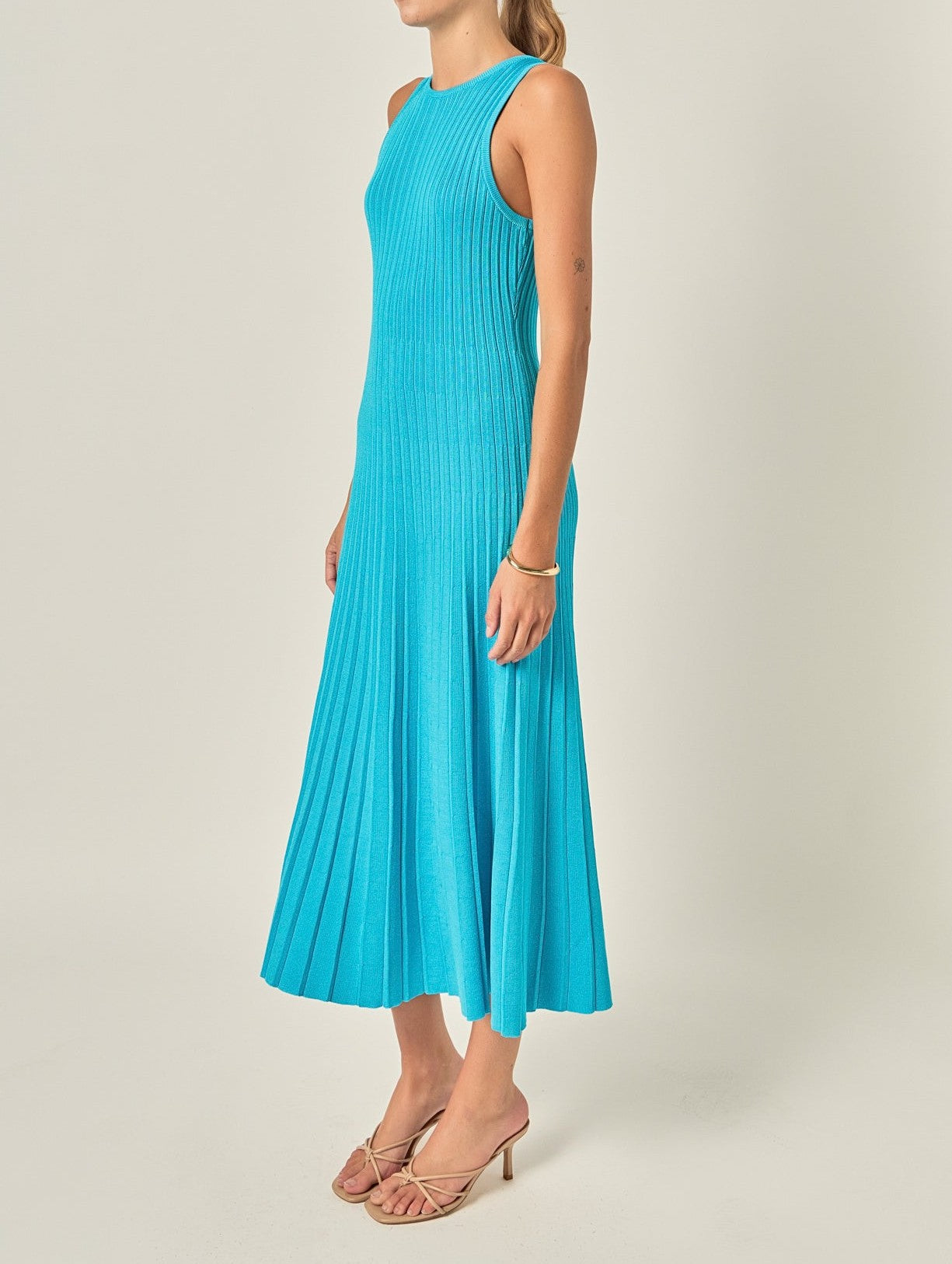 Sleeveless Ribbed Knit Midi Dress