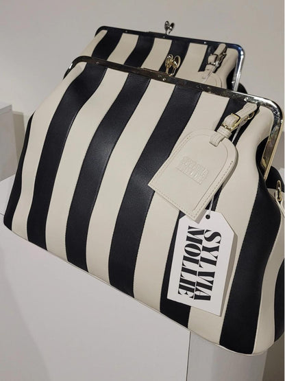 Leather Kisslock Frame Bag