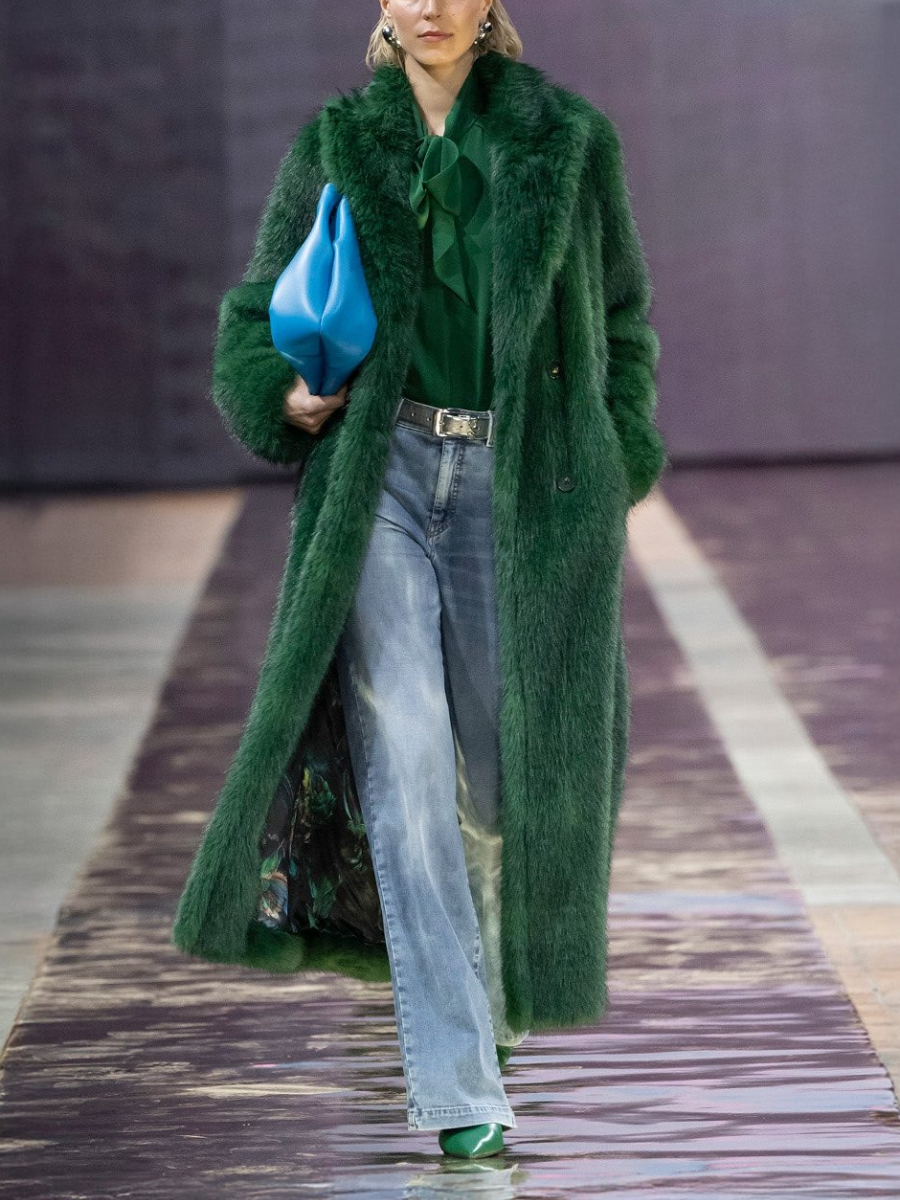Show Green Coat