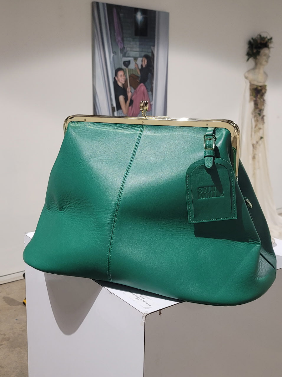 Leather Kisslock Frame Bag