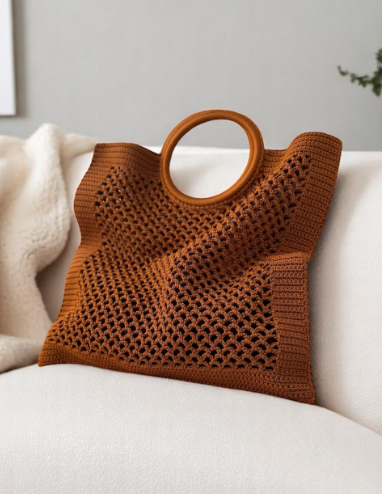 Chic Women's Woven Hollow Bag