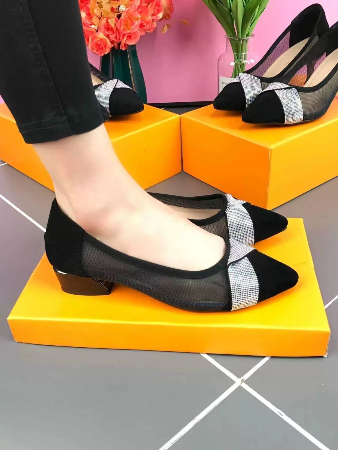 Women's Breathable Mesh Rhinestone Shoes